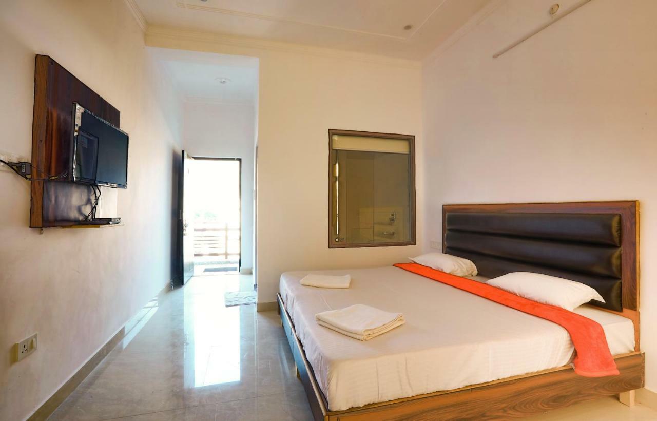 Hotel Tapovan Cottage Risikés Kültér fotó