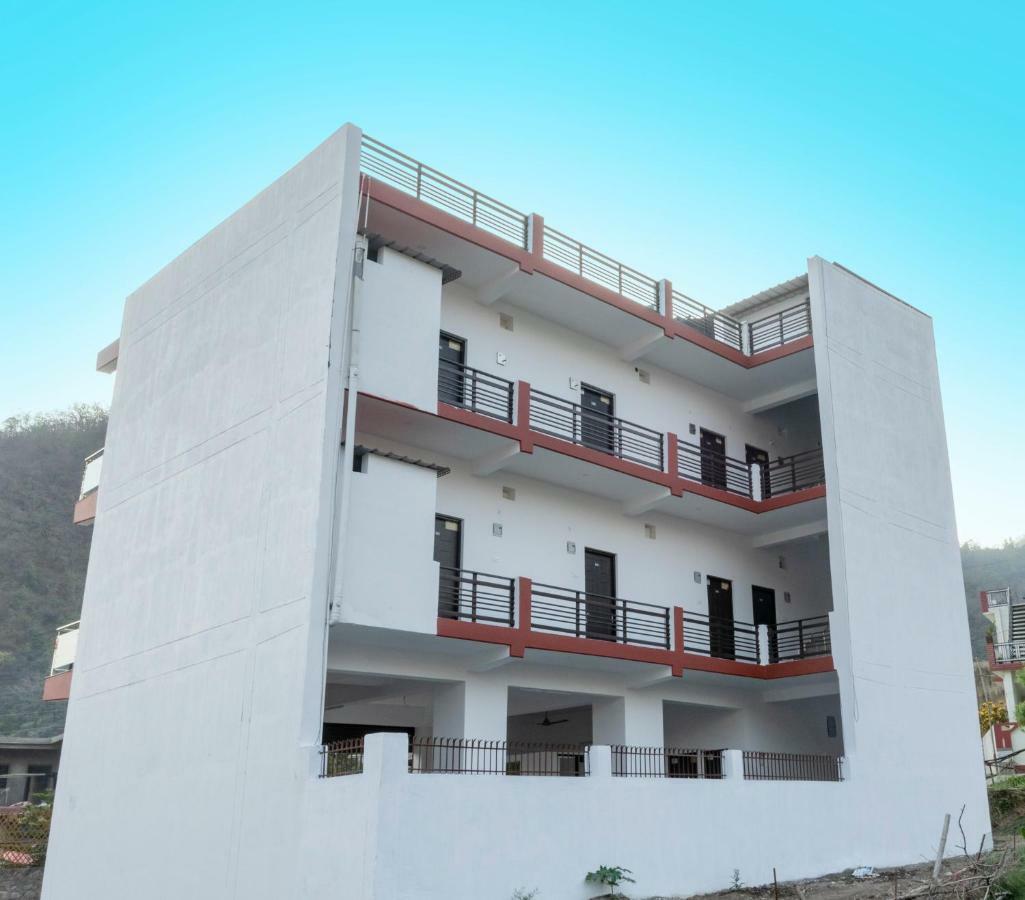 Hotel Tapovan Cottage Risikés Kültér fotó