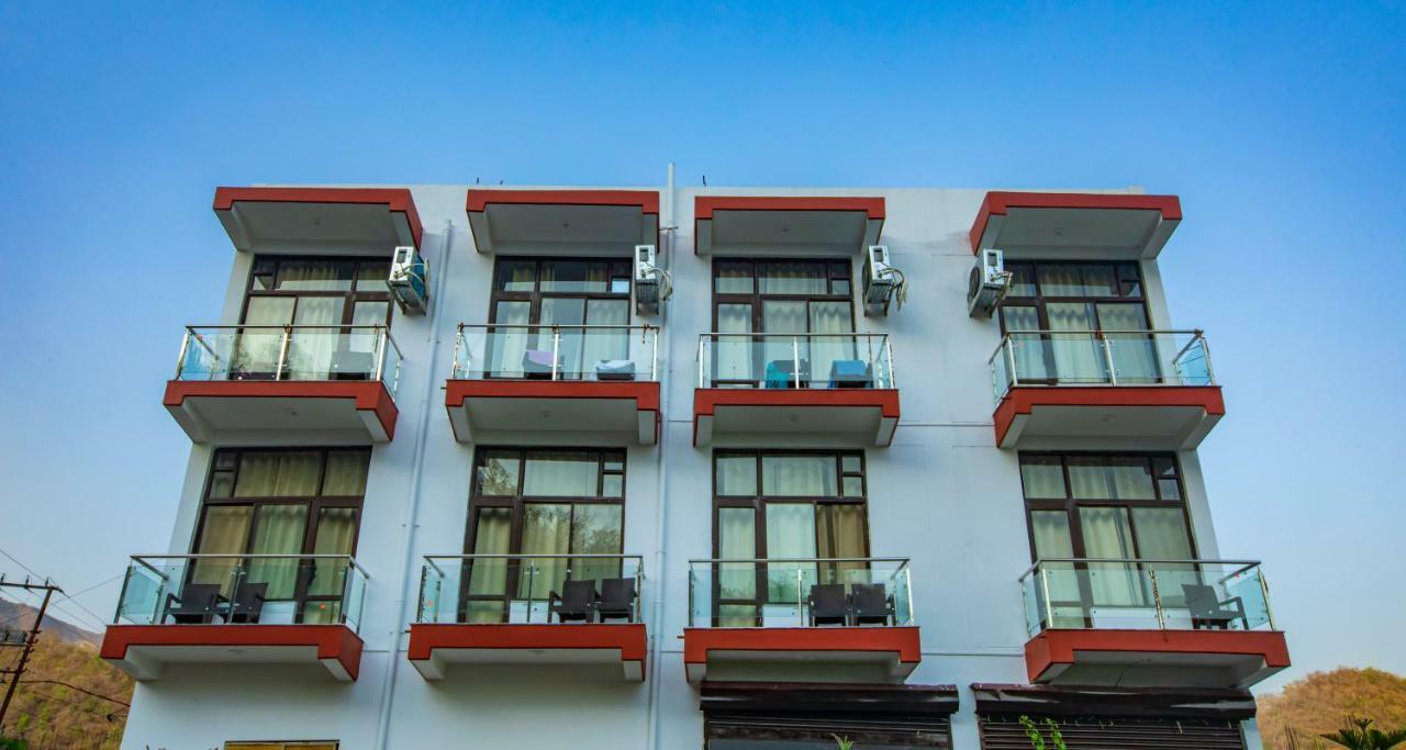 Hotel Tapovan Cottage Risikés Kültér fotó